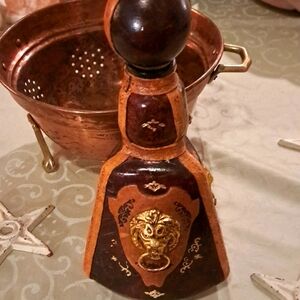 Vintage Mid Century Italian Leather Decanter Lion 🦁 Head Italy Barware